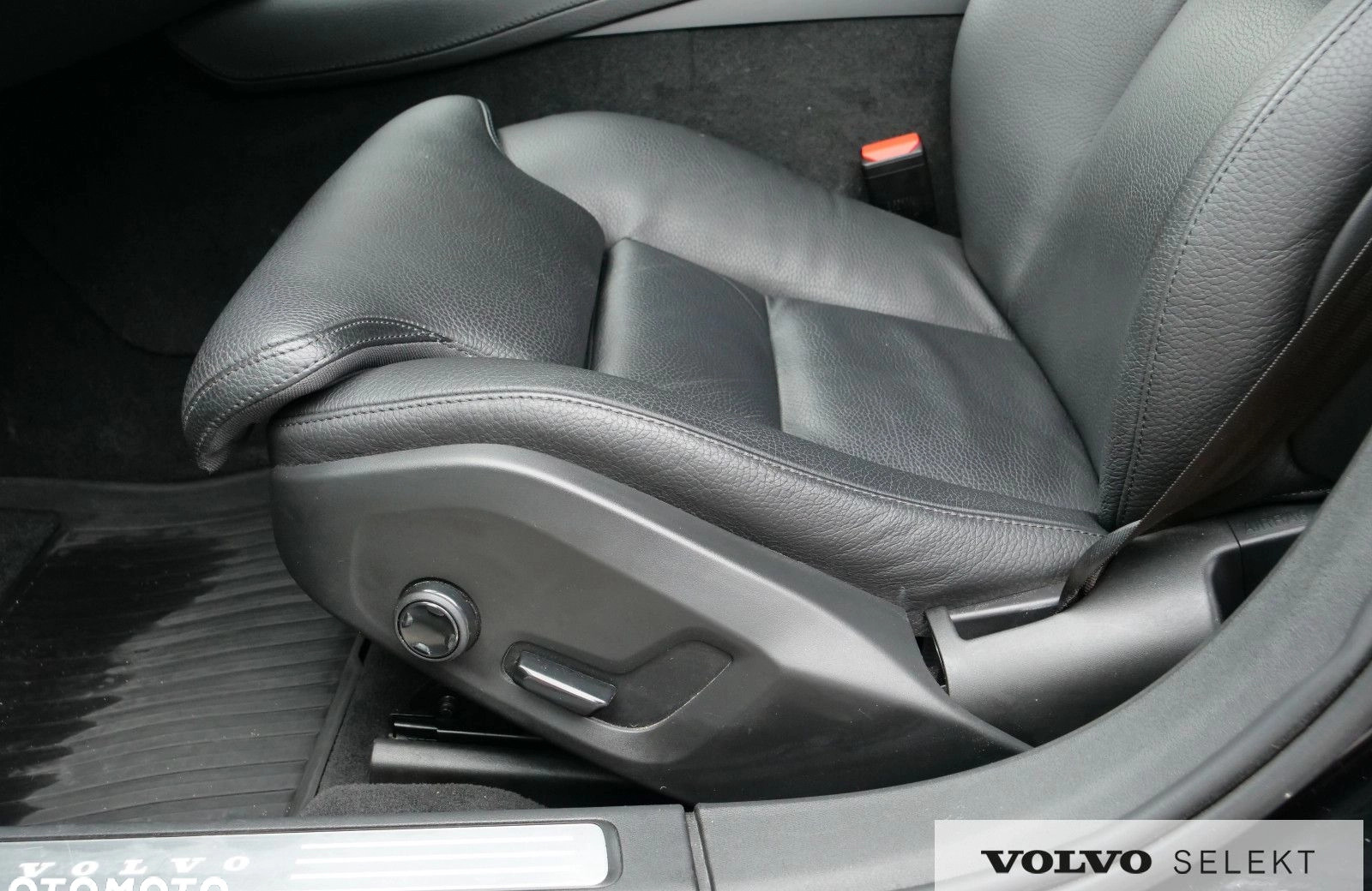 Volvo V90 cena 144900 przebieg: 148150, rok produkcji 2021 z Orzysz małe 631